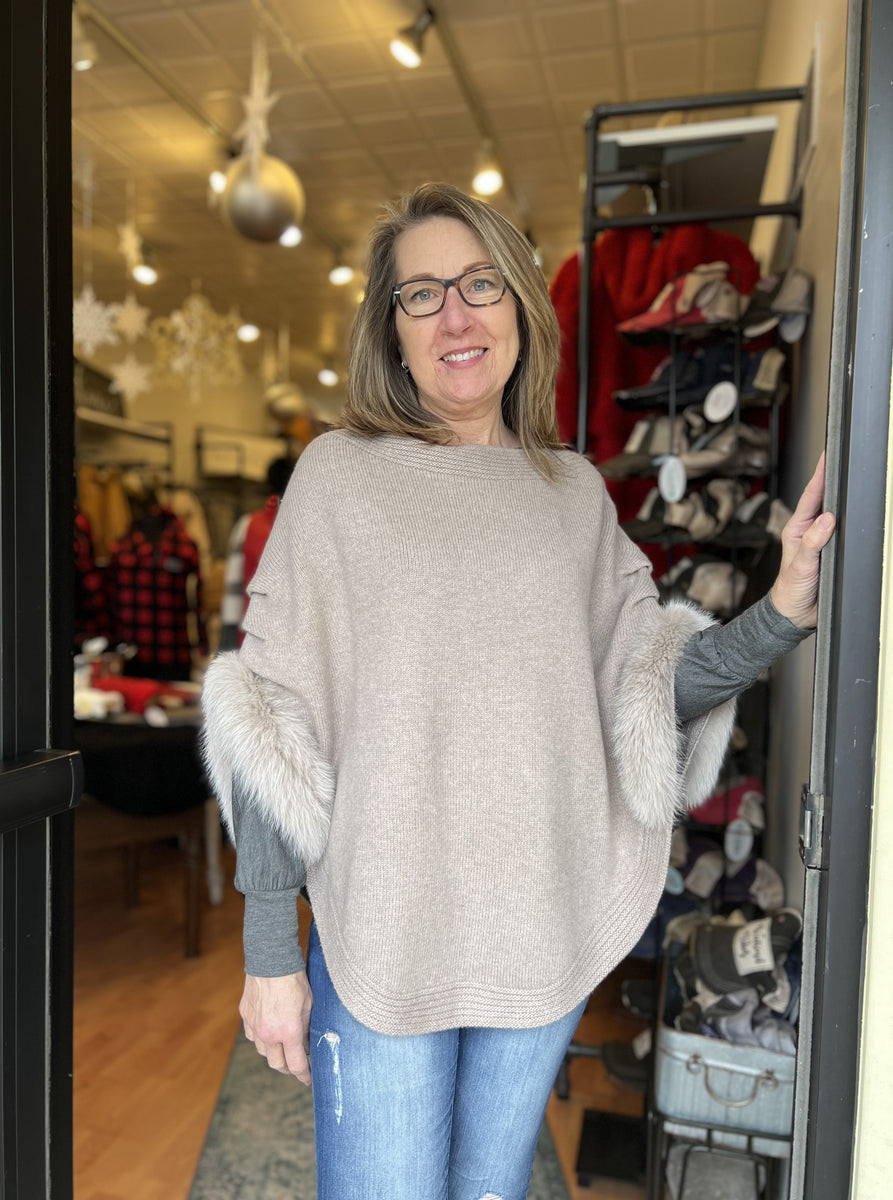 Knitted Poncho with Fox Fur Trim [POIMO1] | Ooh La La Boutique MN