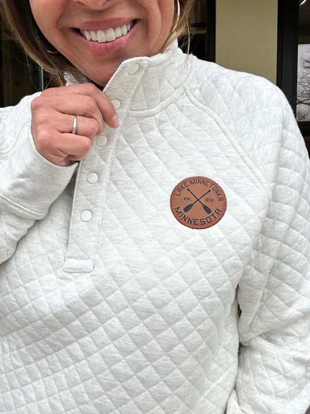Unisex Quilted Pullover Minnetonka Patch [Oatmeal]
