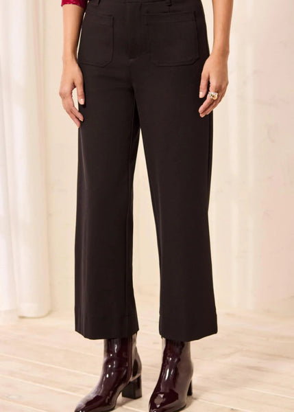 High Rise FLy Front Capri W Pockets [Black-2241O]