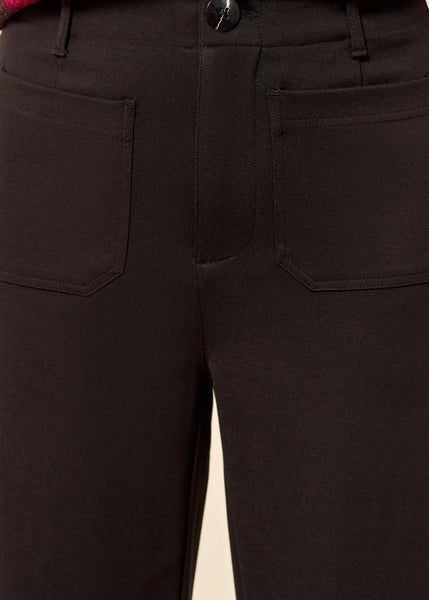 High Rise FLy Front Capri W Pockets [Black-2241O]