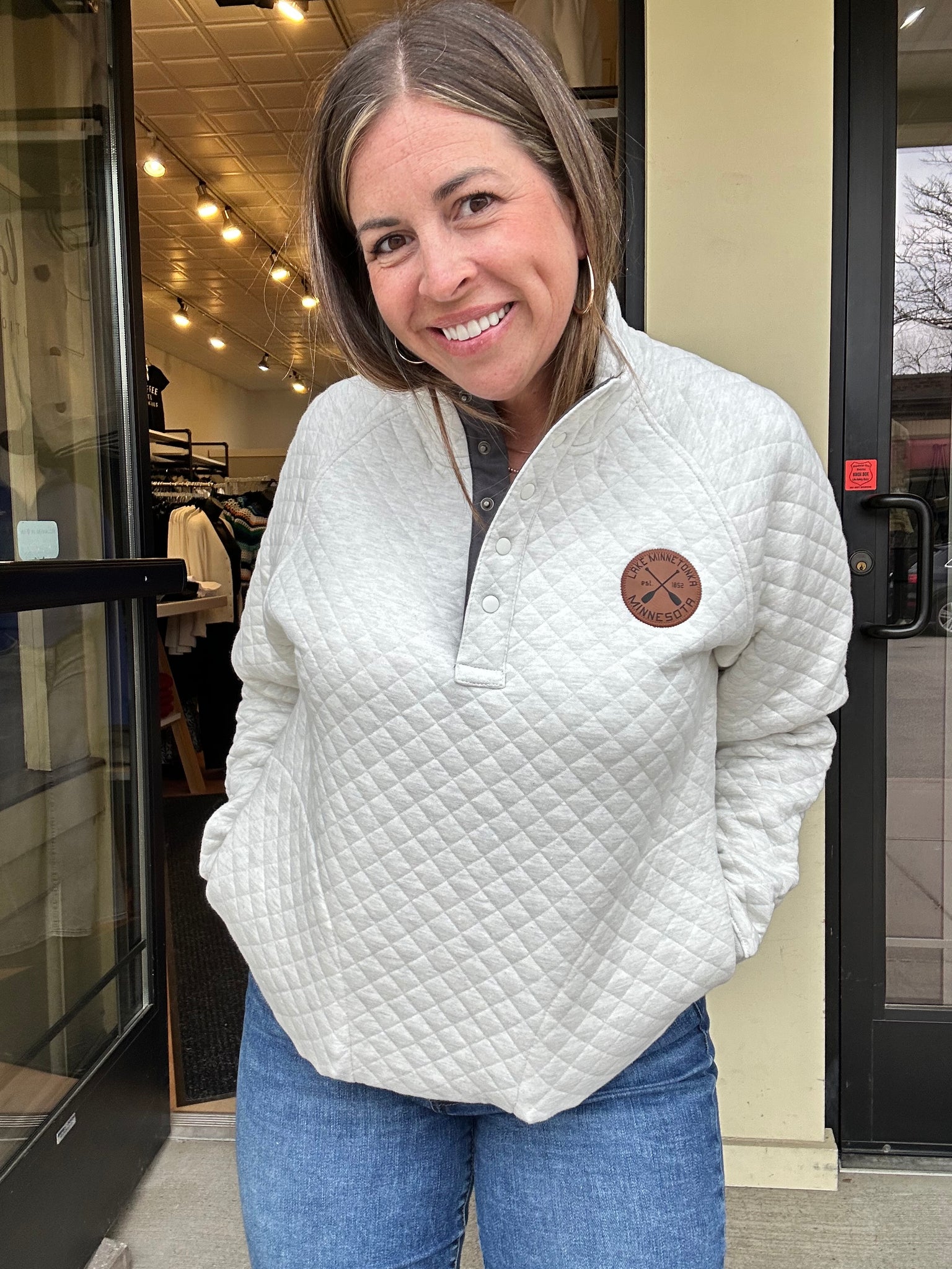 Unisex Quilted Pullover Minnetonka Patch [Oatmeal]