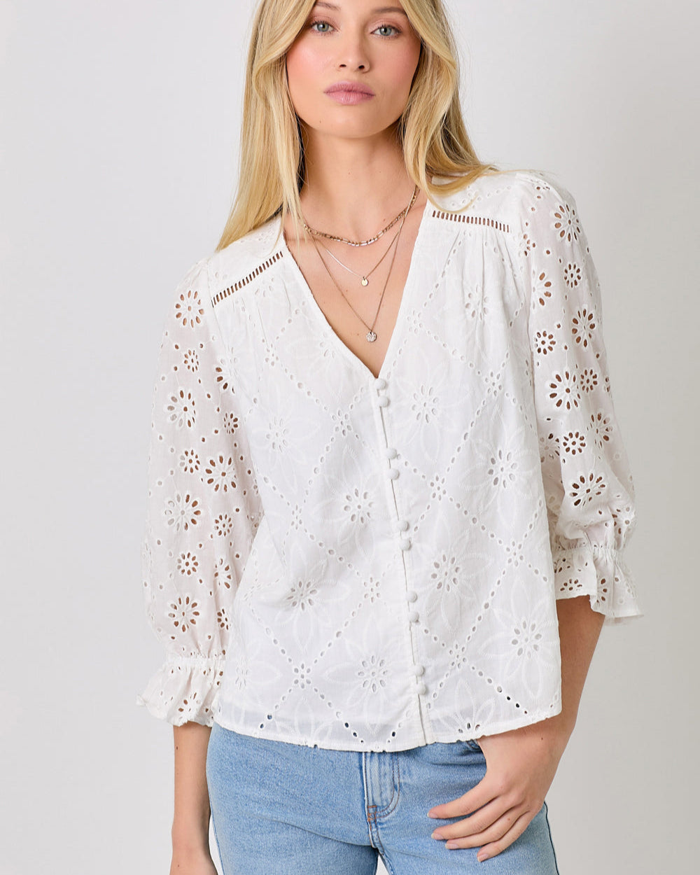 Eyelete Puff Sleeve Top [Off White-60944]