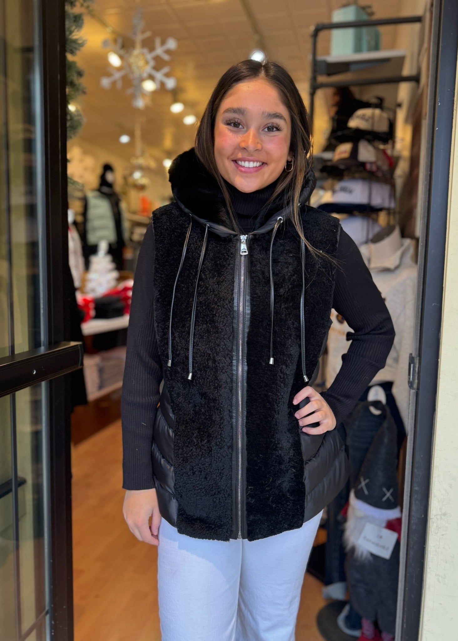 Shearling Puffer Vest Rabbit Collar [Black-VTMK76]