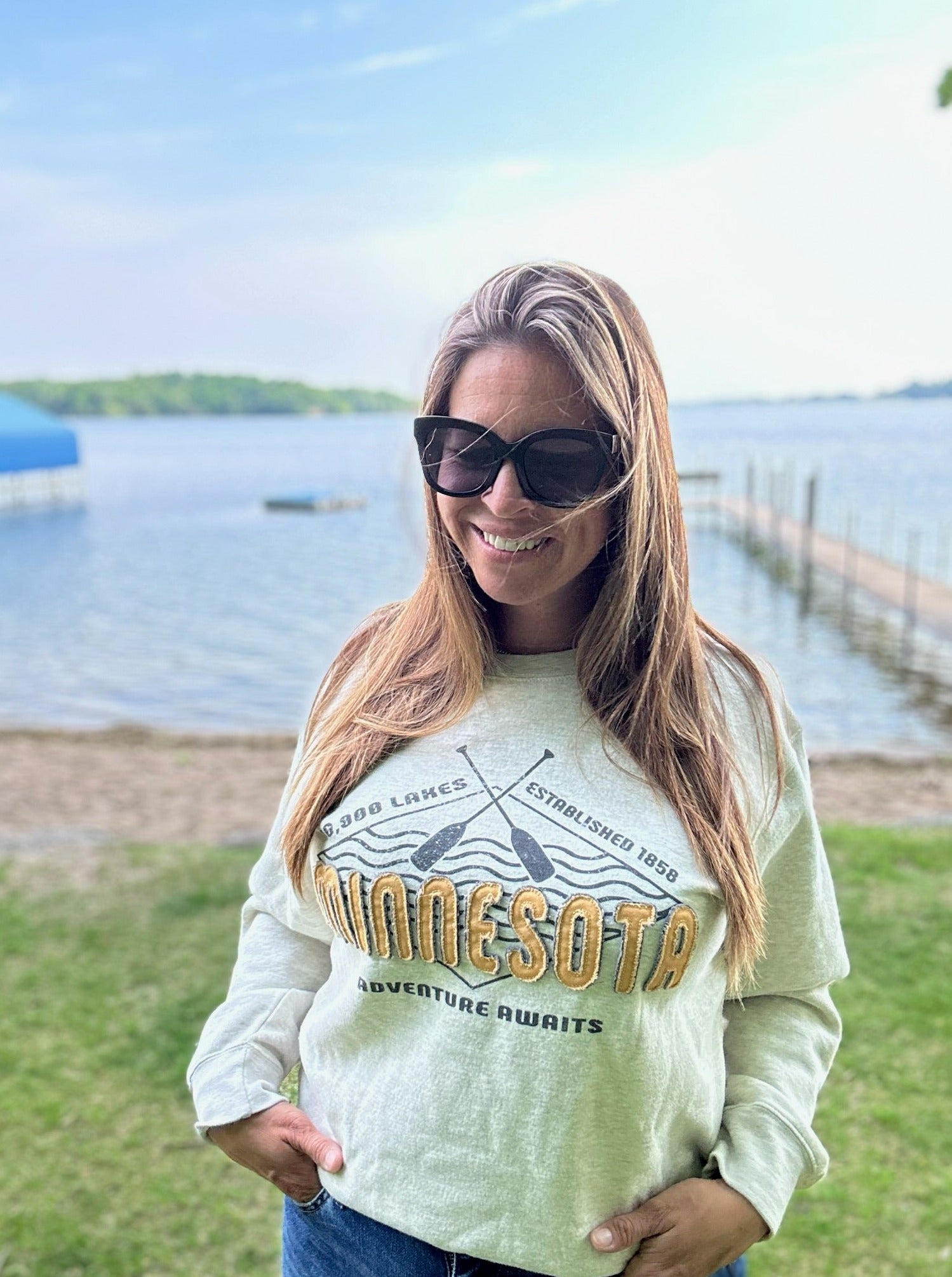 Adventure Awaits Minnesota Crew Sweatshirt [OATMEAL]