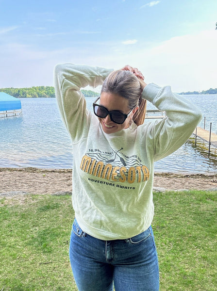 Adventure Awaits Minnesota Crew Sweatshirt [OATMEAL]