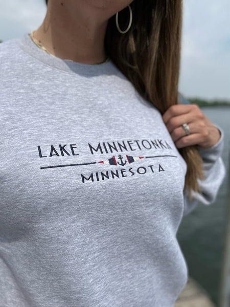 Lake Minnetonka Nautical Embroidered Sweatshirt [H Grey]