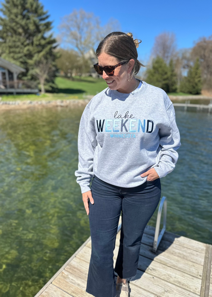 Lake Weekend Minnesota  Embroidery Sweatshirt [Grey]