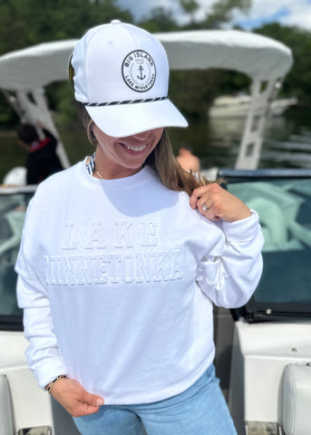 Lake Minnetonka Embossed Sweatshirt [White]