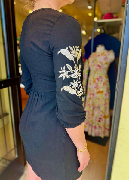 Elbow Sleeve Dress W Embroidery Detail [Black-2455O]