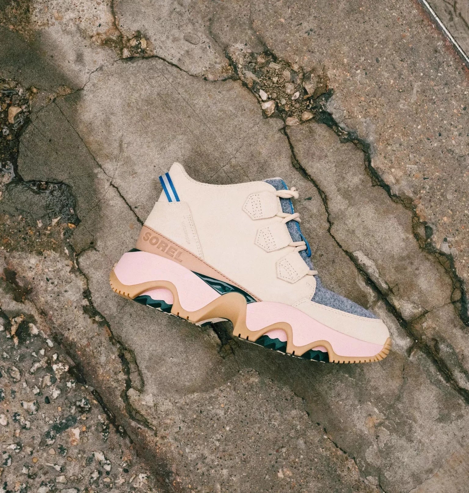 Kinetic Impact Caribou WP [Bleached Ceramic, Midnight Teal