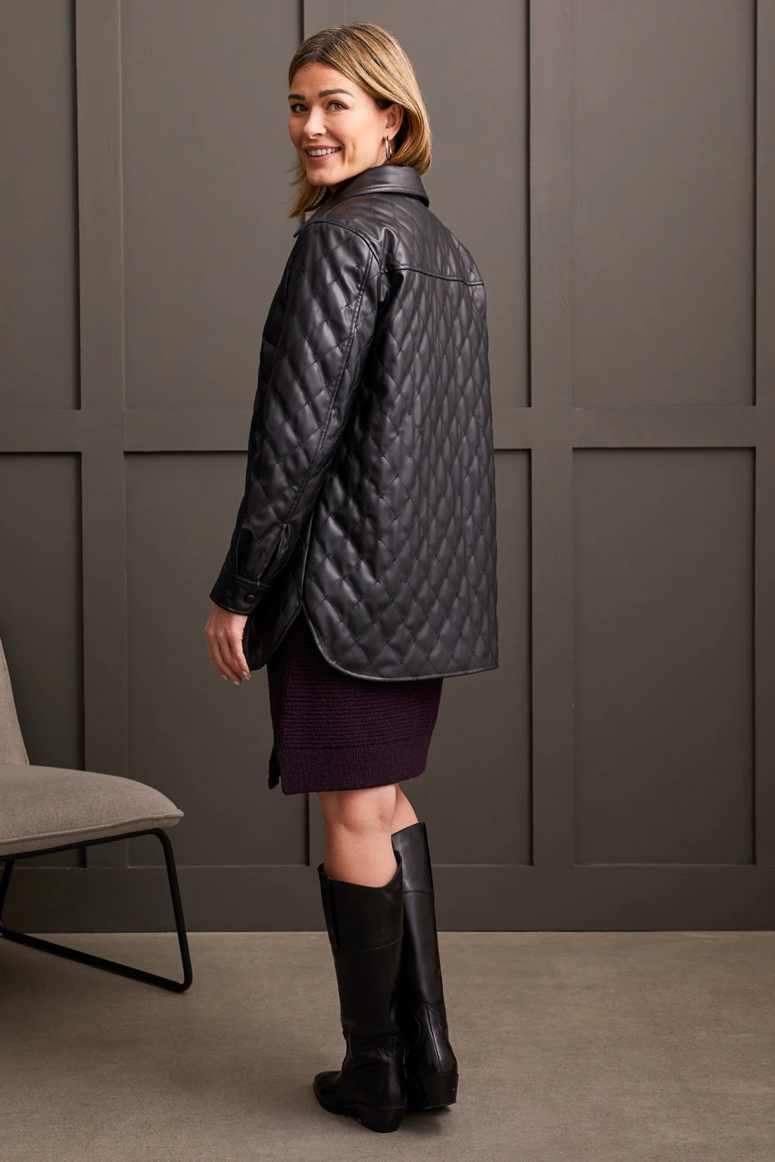 Quilted Snap Front Jacket [Black-5567O]