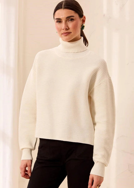 HIGH LOW SWEATER W SLITS [Cream-5933O]