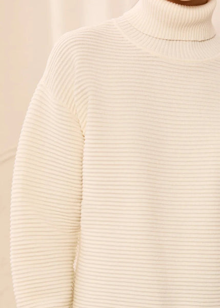 HIGH LOW SWEATER W SLITS [Cream-5933O]
