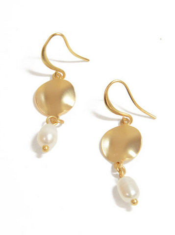Gold Hook FW Pearl Dangle Earring [186EG]