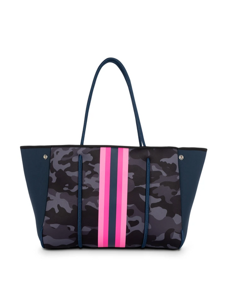 Haute Shore Greyson Tote bag in Epic Navy Camo